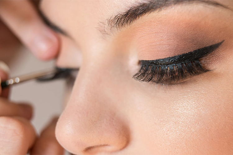 A beginner’s guide to applying false lashes