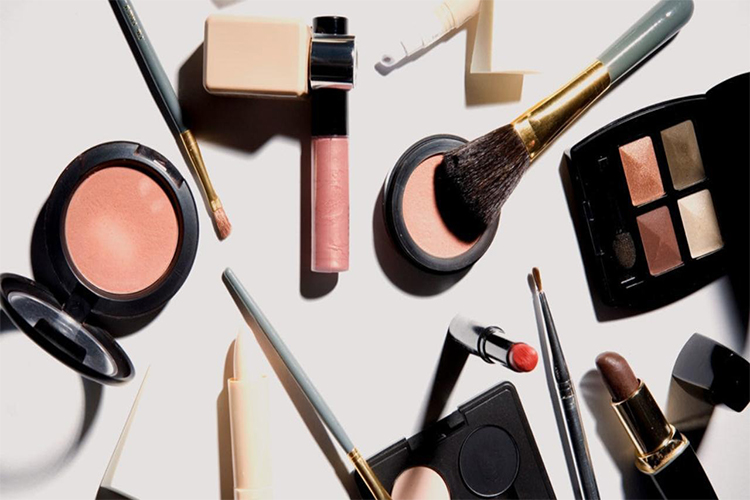 Beauty essentials everyone should have.