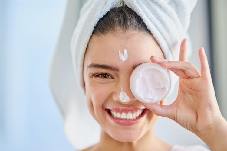 Importance of facial for beauty