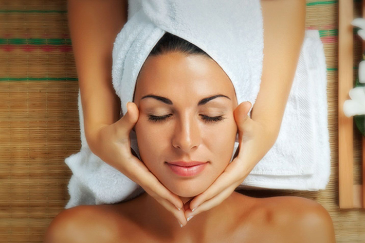 Importance of facial for beauty